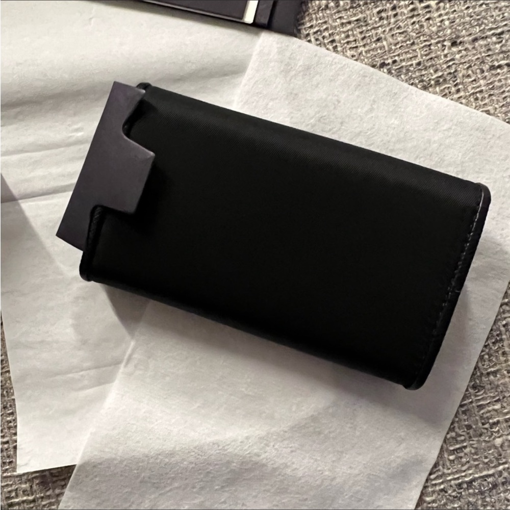 BNIB Rare Authentic Prada Tessuto Nylon Saffiano 6 Key Card Holder Wallet NWT - Picture 8 of 15
